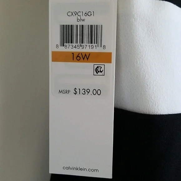 Women's dress - Picture 3 of 8